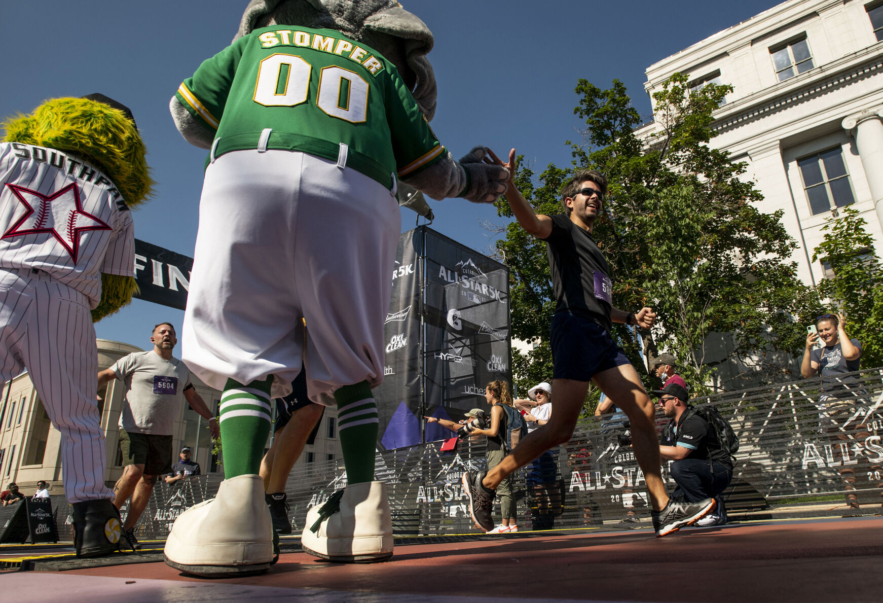 071121-news-allstar5k 10.jpg